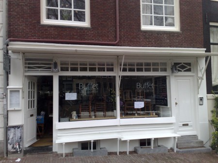 Grachtenpand, voorzijde, Amsterdam, Resultaat, In witte lak, buffet van odette